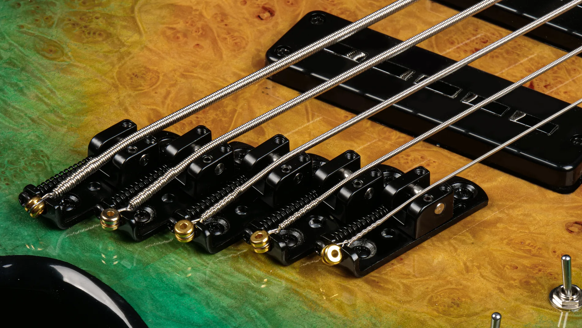 FF524 multiscale bridge and string layout
