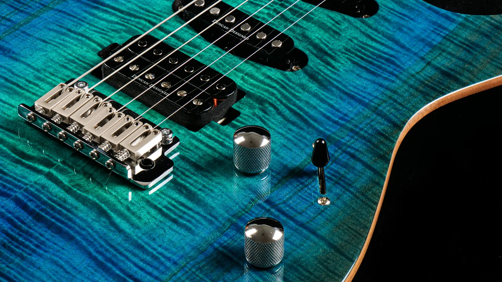 ST22-SMT-AF Abyss figured finish and control detail