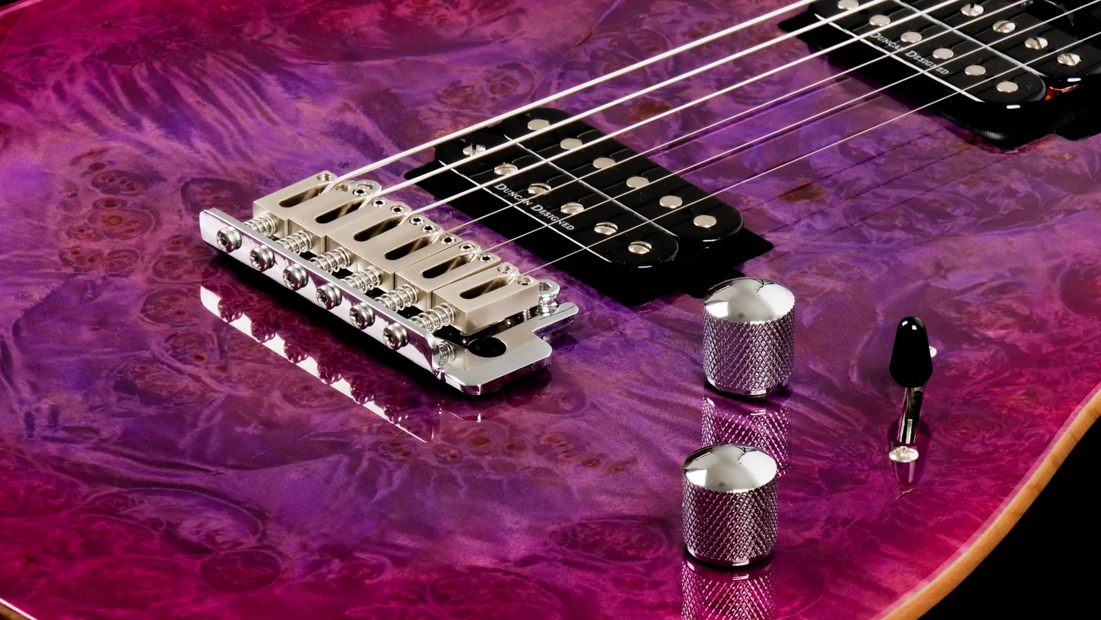TL22-BM-AR in Sakura Mist finish, figured finish and control detail